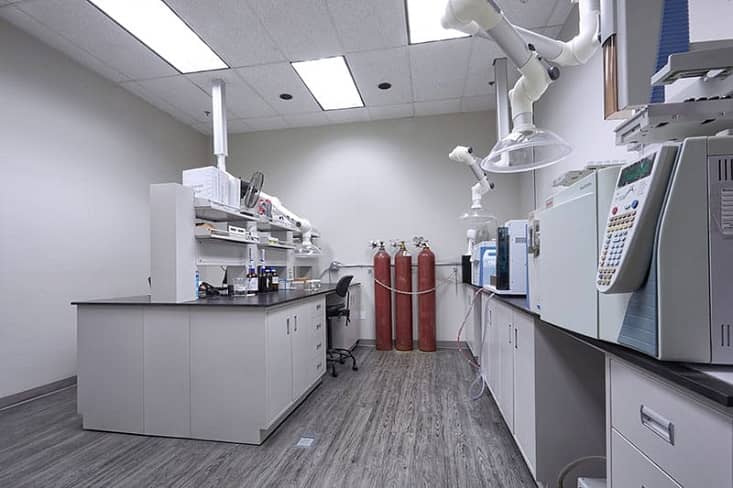 實驗室裝修公司